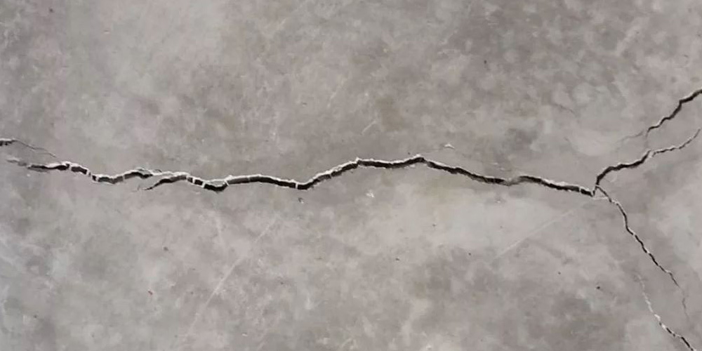 cracked concrete floors